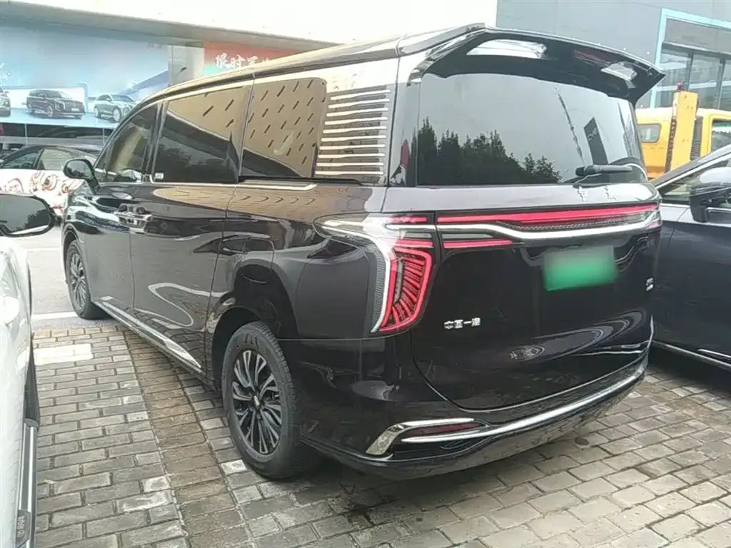 Hongqi HQ9 PHEV — фото 10