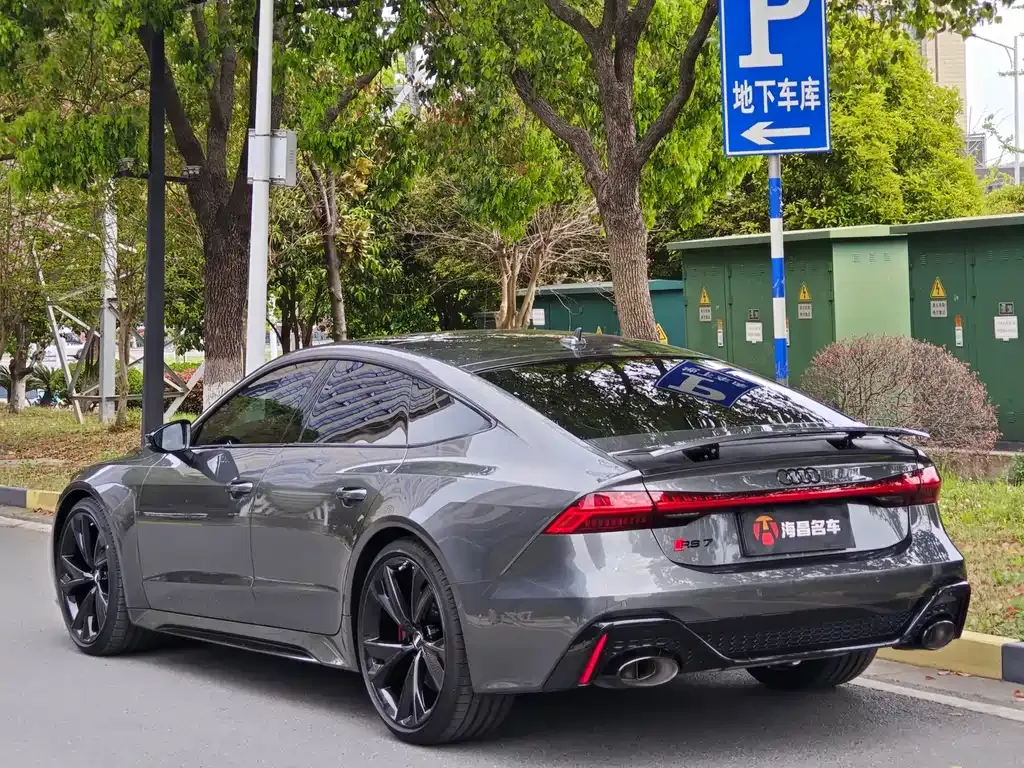 Audi RS 7 2021 из CN, фото 5