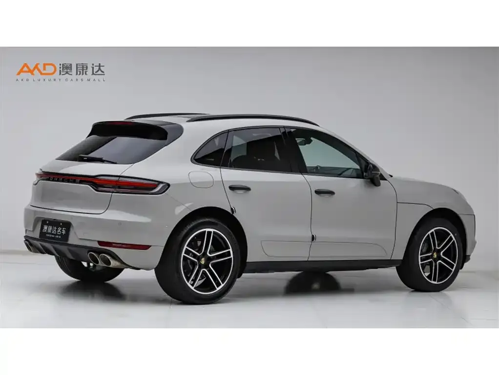 Porsche Macan — фото 9