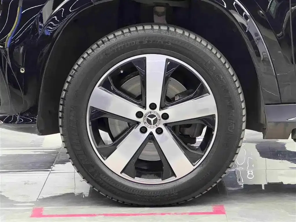 Mercedes-Benz GLS 2024 из CN, фото 10