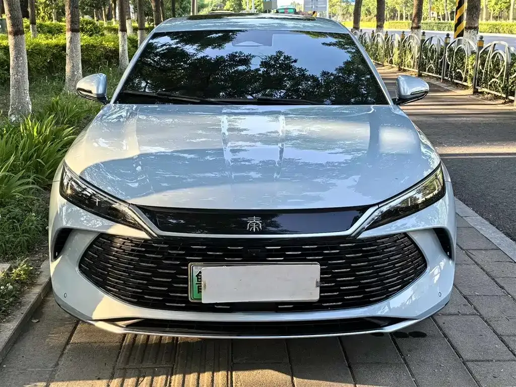 BYD Qin L — фото 9