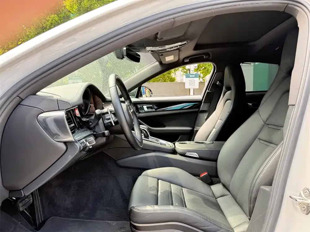 Porsche Panamera 2021 из CN, фото 2