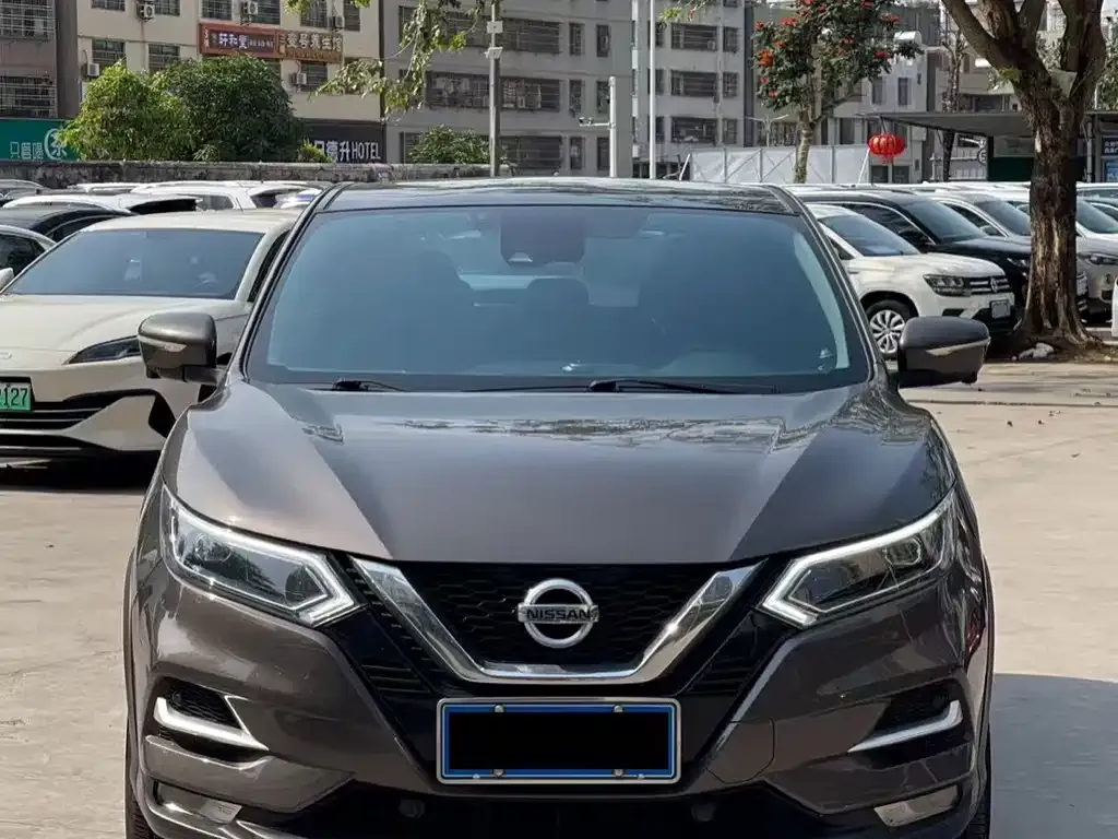 Nissan Qashqai 2021 из CN, фото 2
