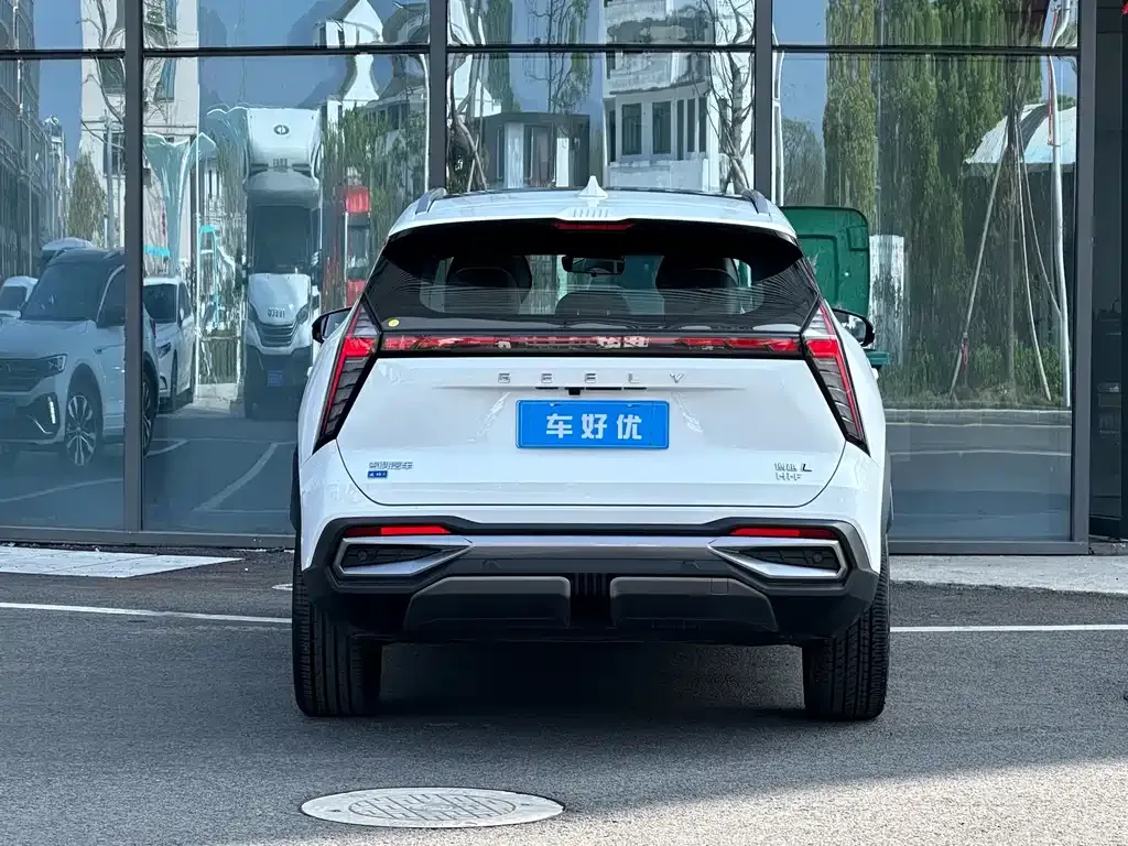 Geely Boyue L — фото 8