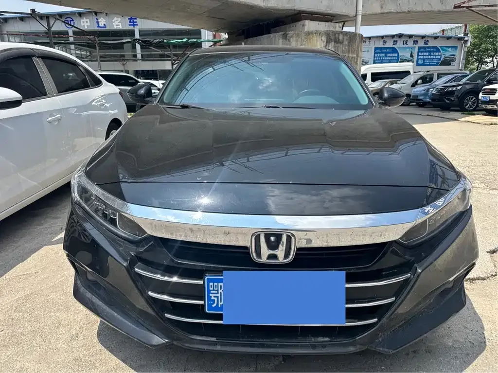Honda Accord — фото 5