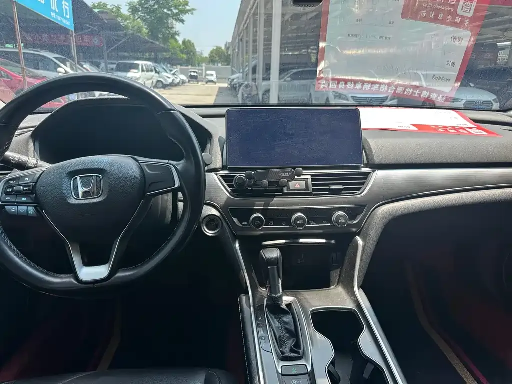 Honda Accord — фото 2