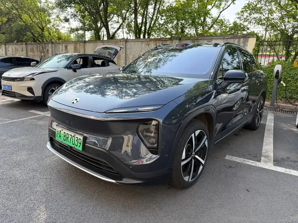 NIO ES7