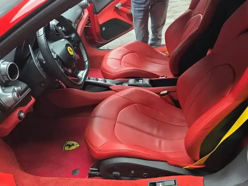 Ferrari F8 — фото 2