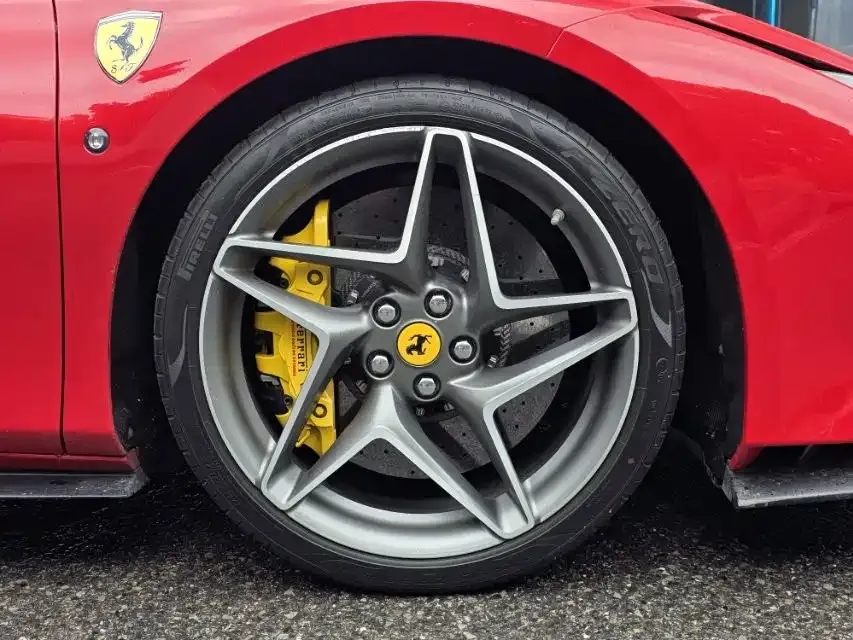 Ferrari F8 — фото 4