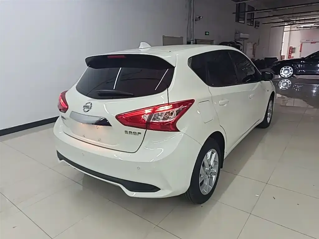Nissan Tiida 2024 из CN, фото 9