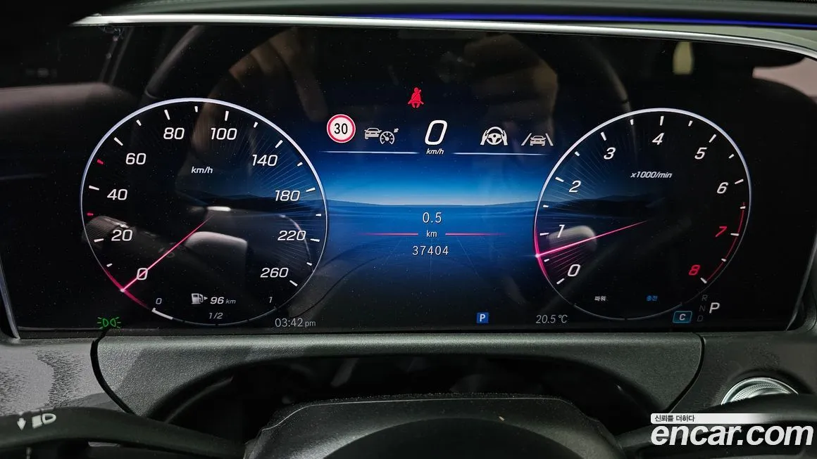 Mercedes-Benz E-Class 2024 из KR, фото 6