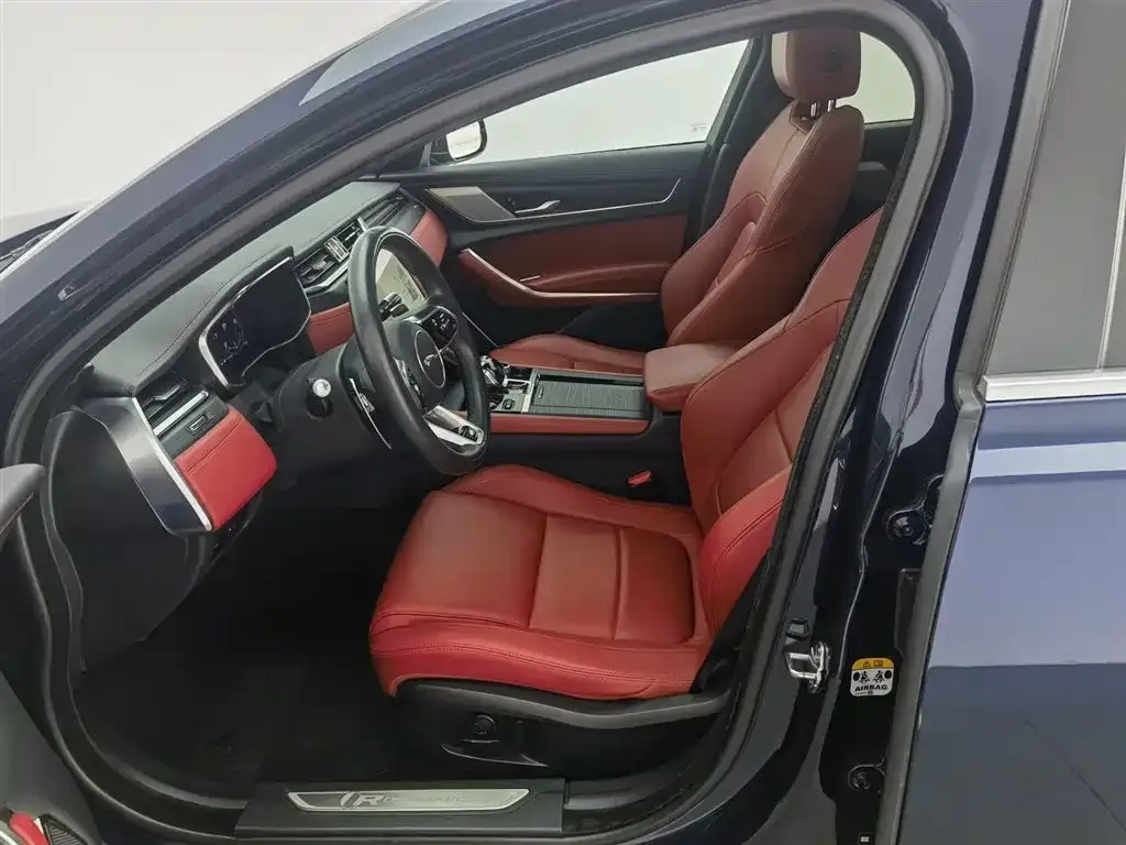 Jaguar XFL 2022 из CN, фото 5
