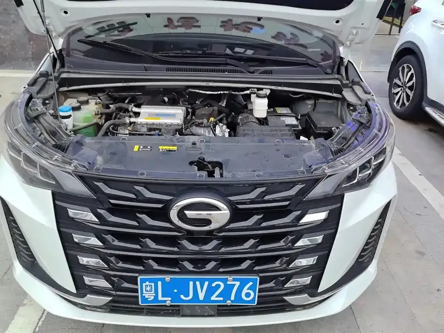 GAC Motor Trumpchi M6 — фото 10