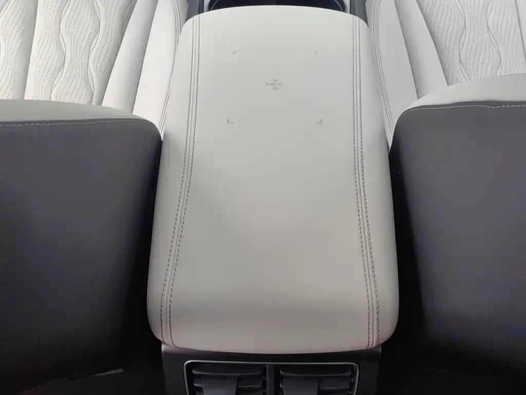 BYD Seal 06 — фото 6