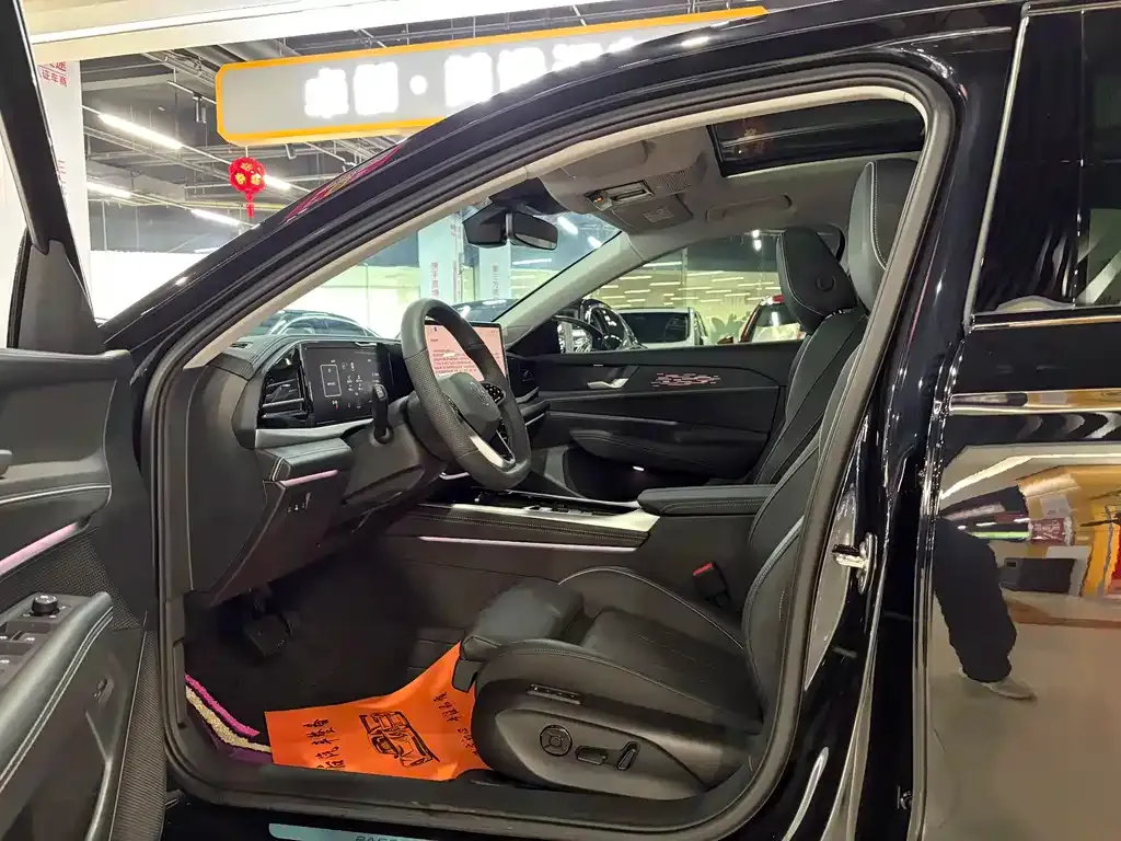 Volkswagen Passat 2025 из CN, фото 7