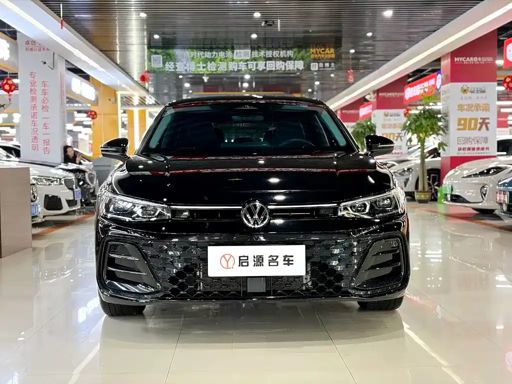 Volkswagen Passat 2025 из CN, фото 4
