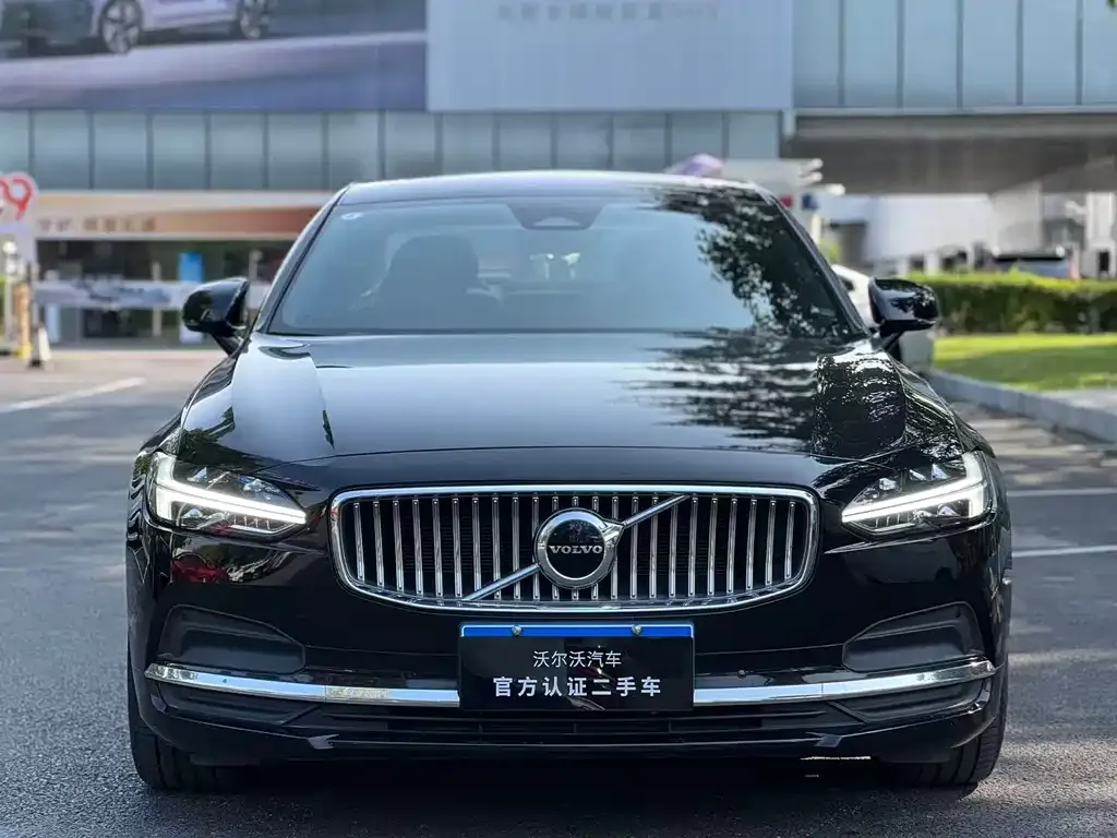 Volvo S90 2024 из CN, фото 10
