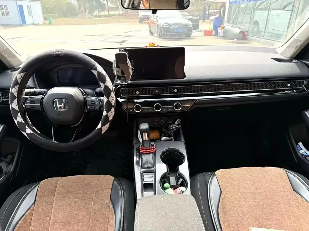 Honda Civic — фото 9