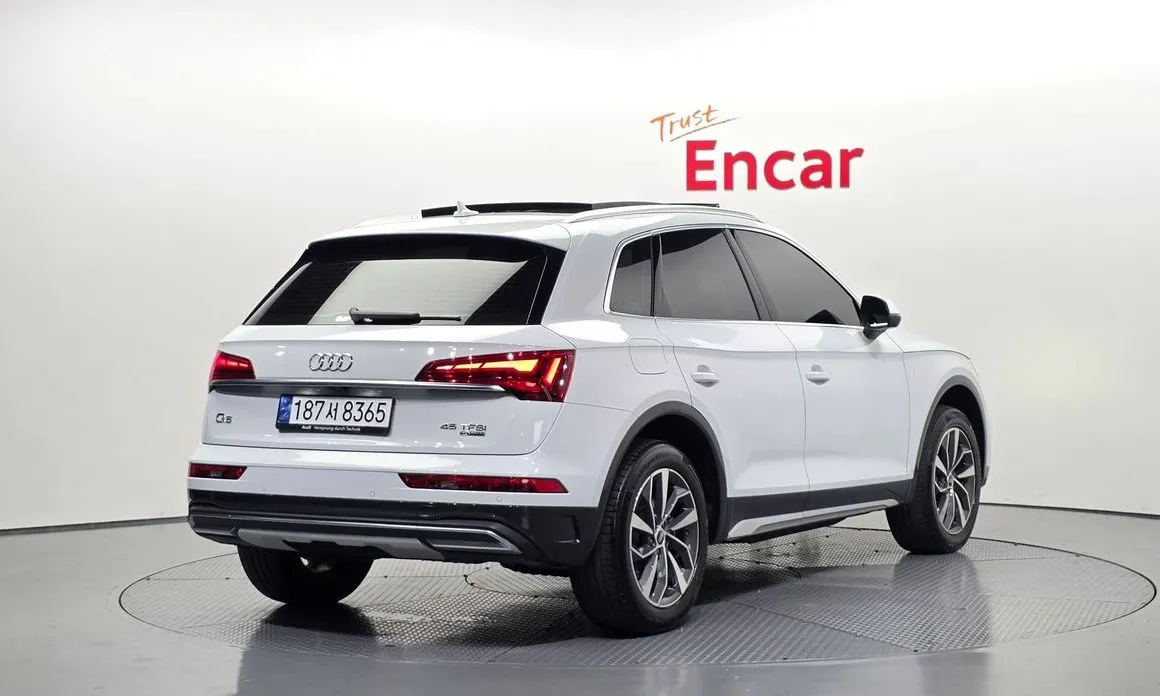 Audi Q5 2023 из KR, фото 6