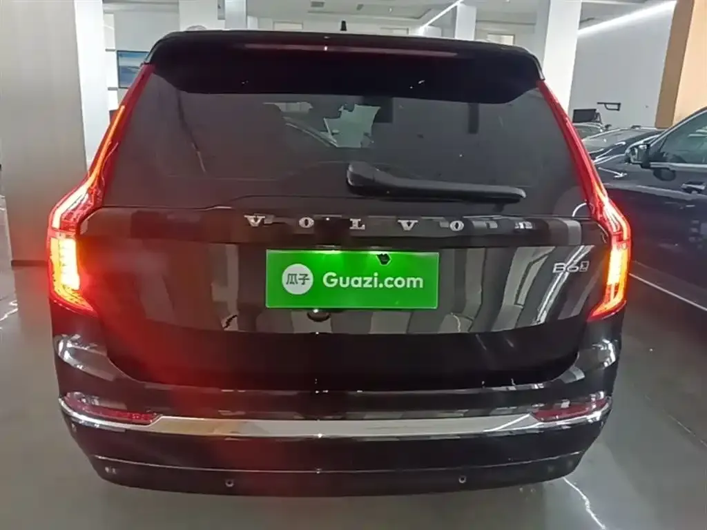 Volvo XC90 — фото 4
