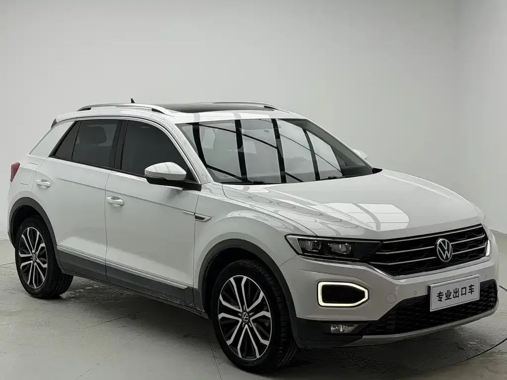 Volkswagen T-Roc — фото 7