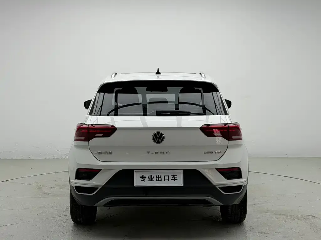 Volkswagen T-Roc — фото 2
