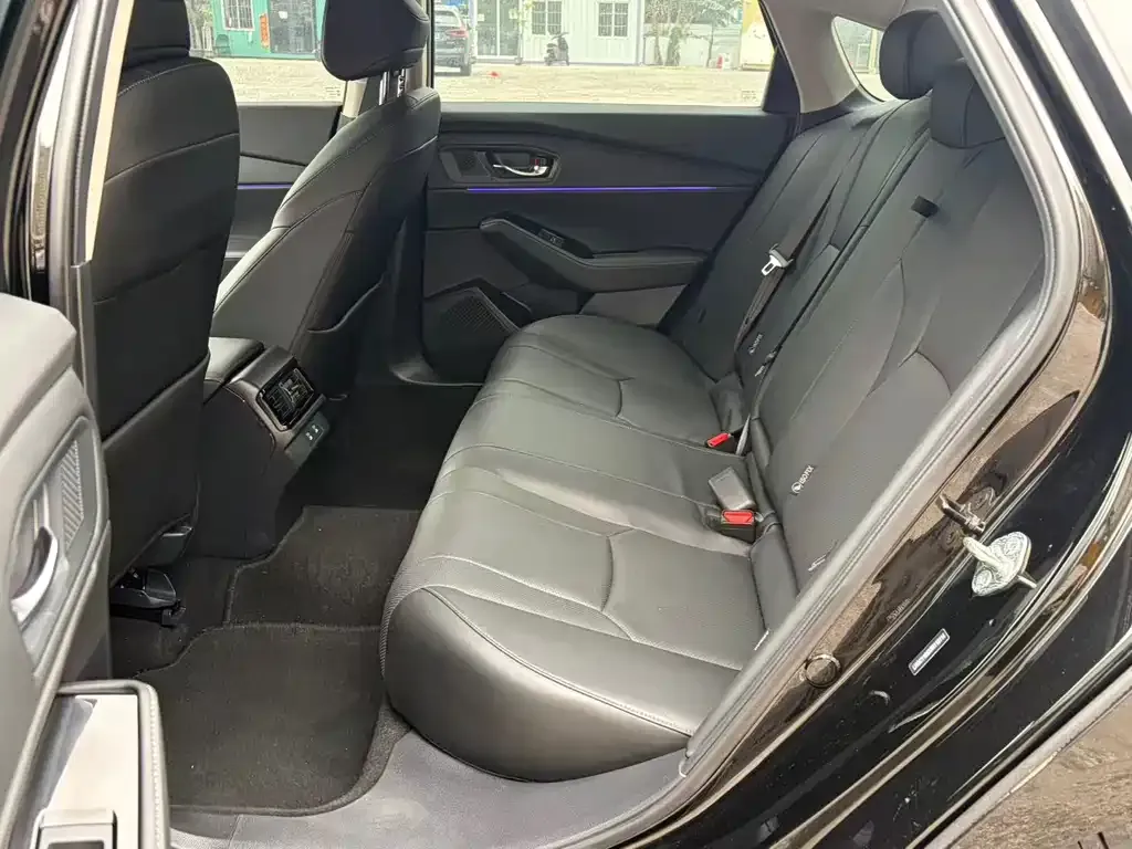 Honda Accord — фото 2
