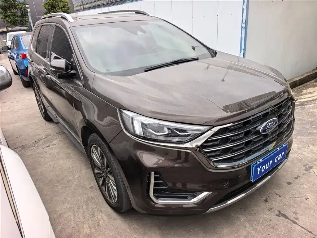 Ford Edge — фото 10