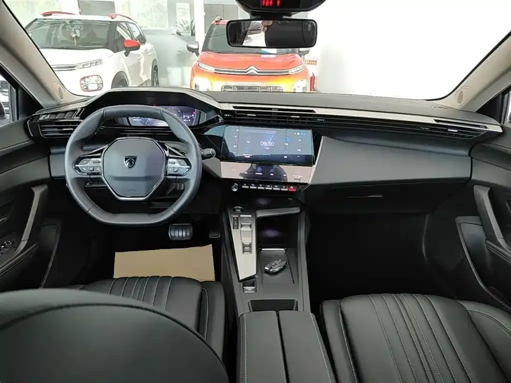 Peugeot 408X 2023 из CN, фото 7