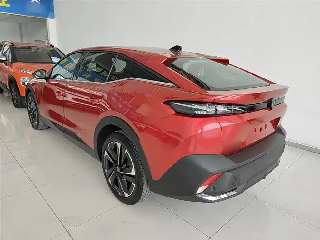 Peugeot 408X 2023 из CN, фото 4