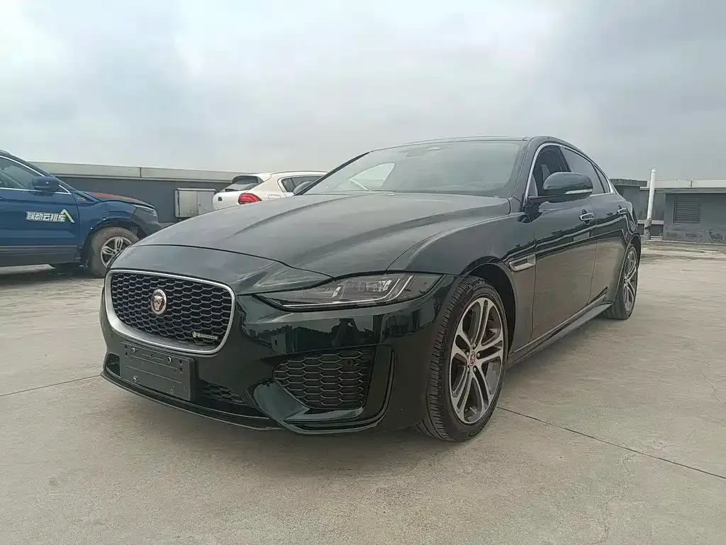 Jaguar XEL — фото 1