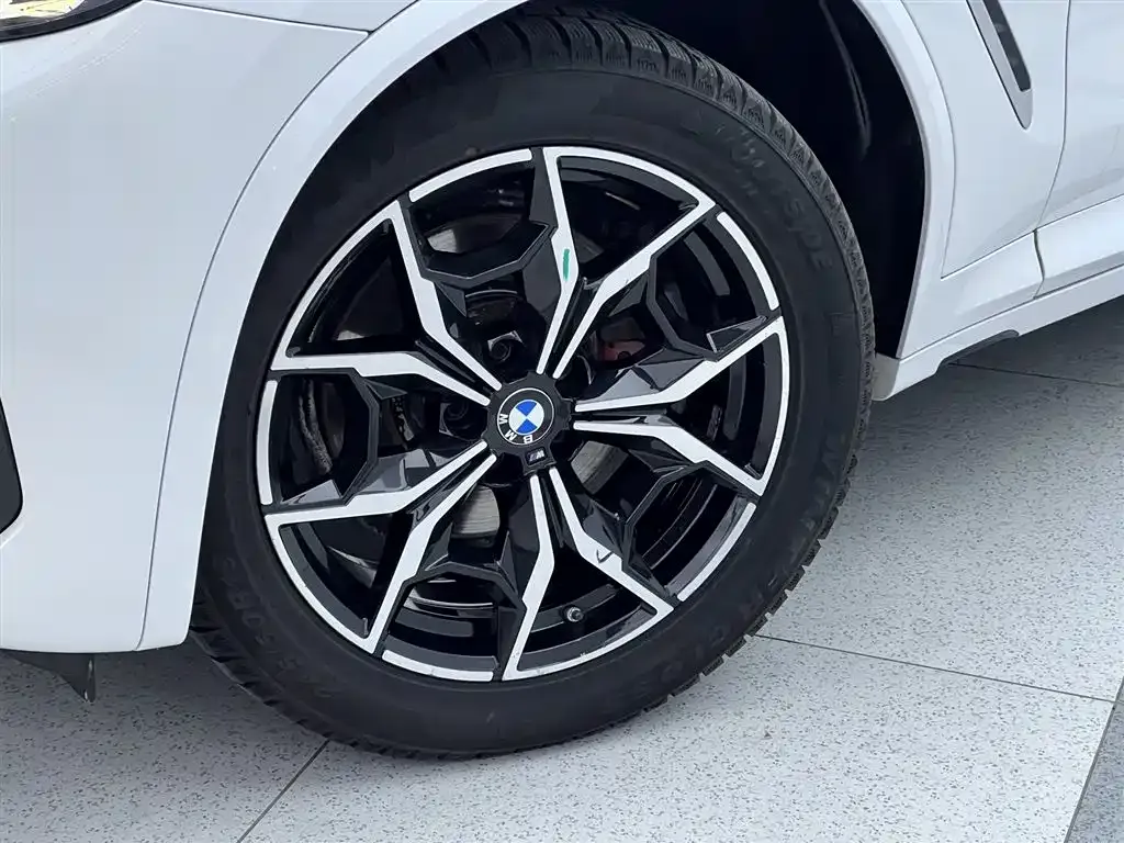 BMW X3 — фото 10