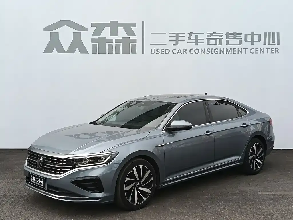 Volkswagen Passat — фото 1