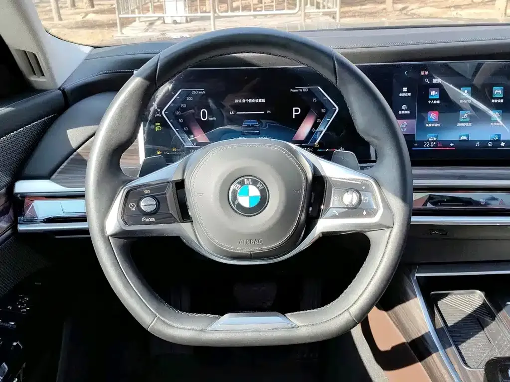 BMW 7 Series 2025 из CN, фото 8