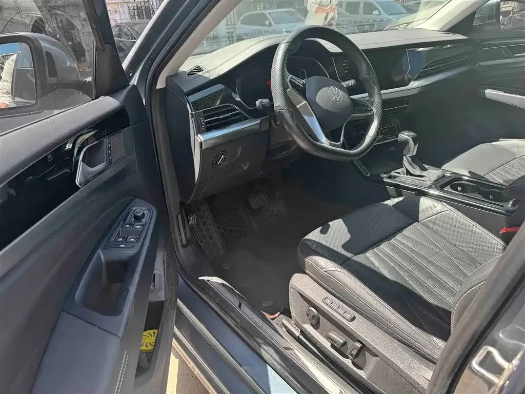 Volkswagen Passat — фото 3