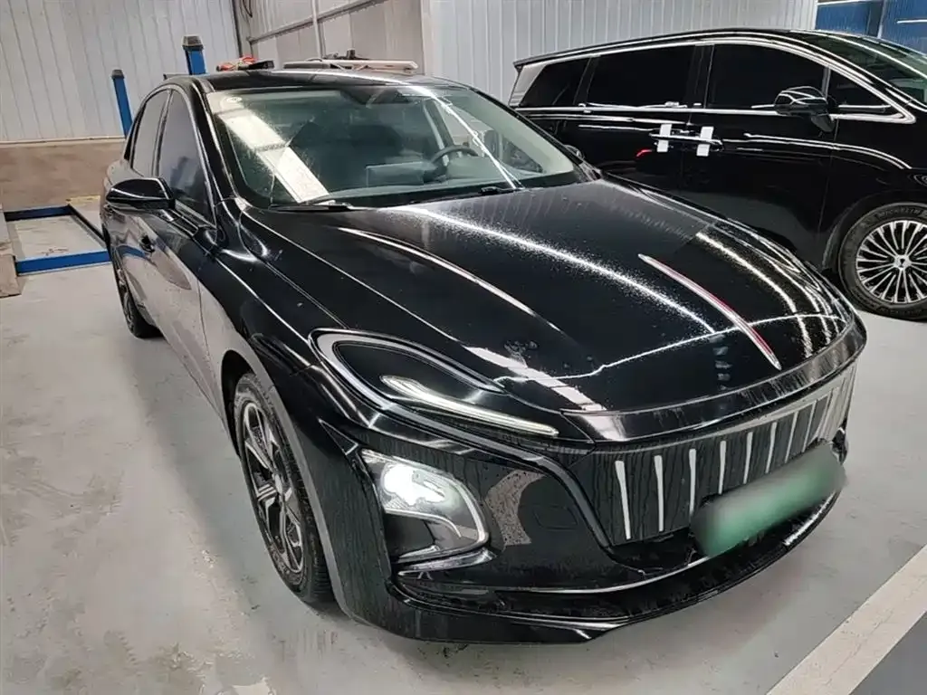 Hongqi E-QM5 2024 из CN, фото 5