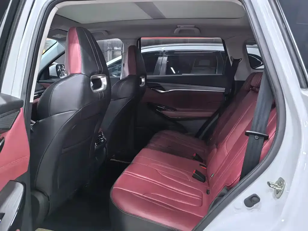 Changan CS75PLUS — фото 3