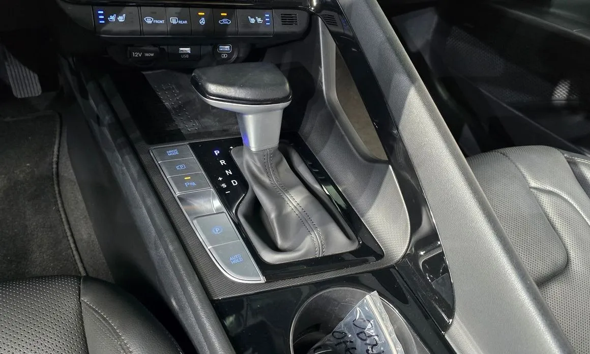 Hyundai AVANTE 2023 из KR, фото 10