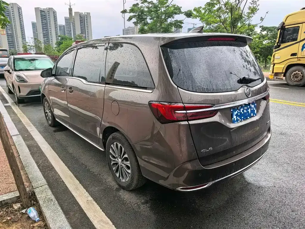 Buick GL8 2023 из CN, фото 8