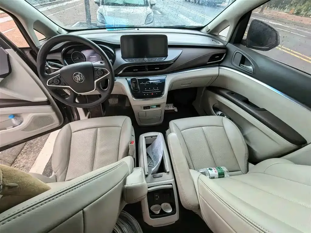 Buick GL8 2023 из CN, фото 4
