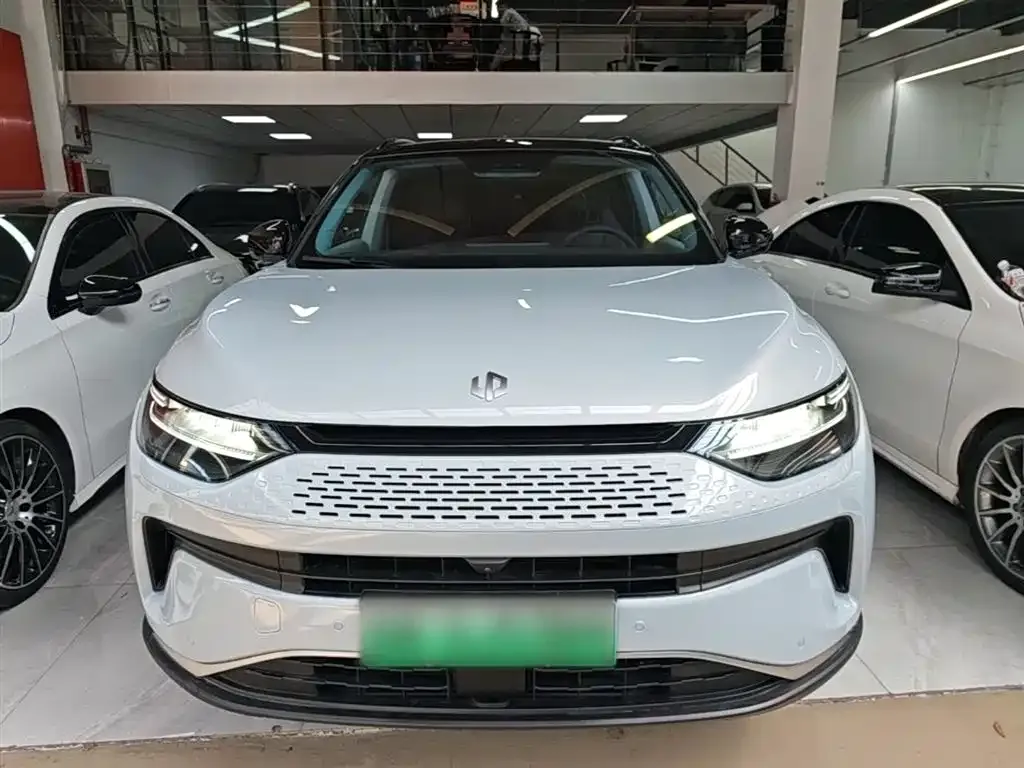 Leapmotor C11 — фото 10