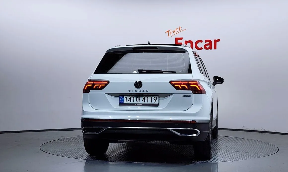 Volkswagen Tiguan — фото 4