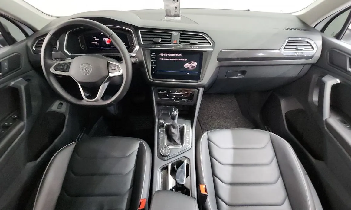 Volkswagen Tiguan — фото 9