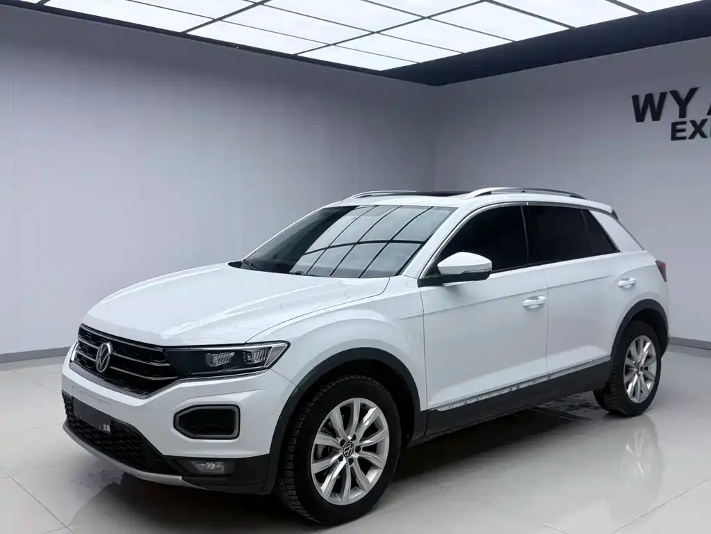 Volkswagen T-Roc — фото 1
