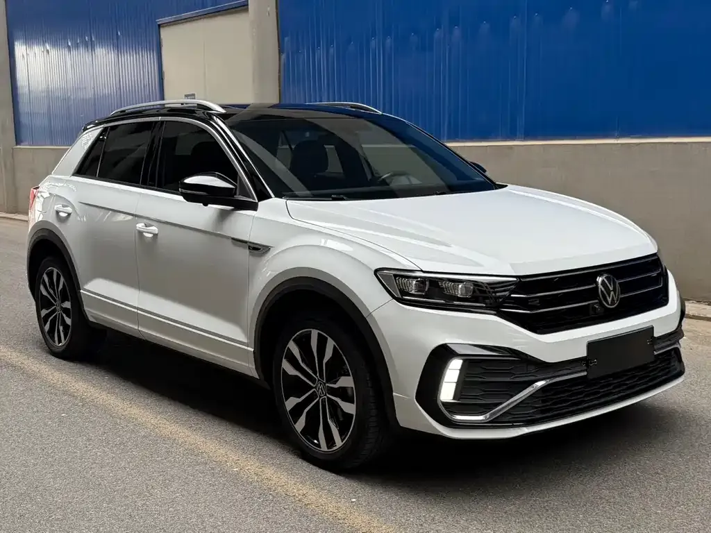 Volkswagen T-Roc — фото 10
