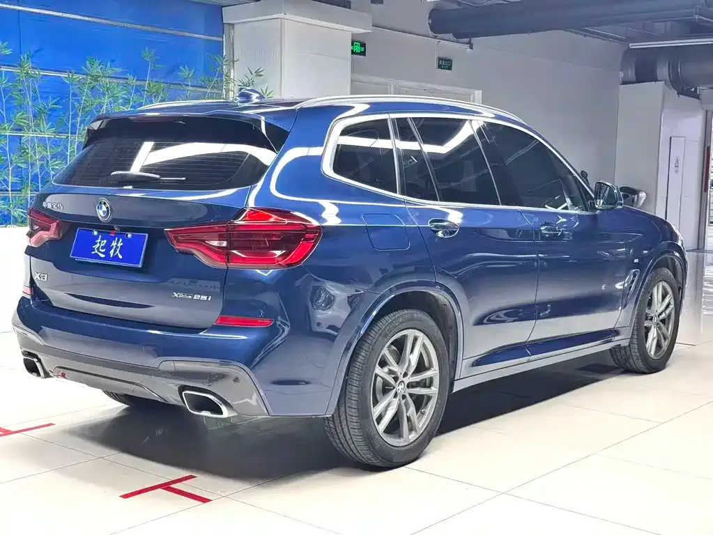 BMW X3 — фото 2