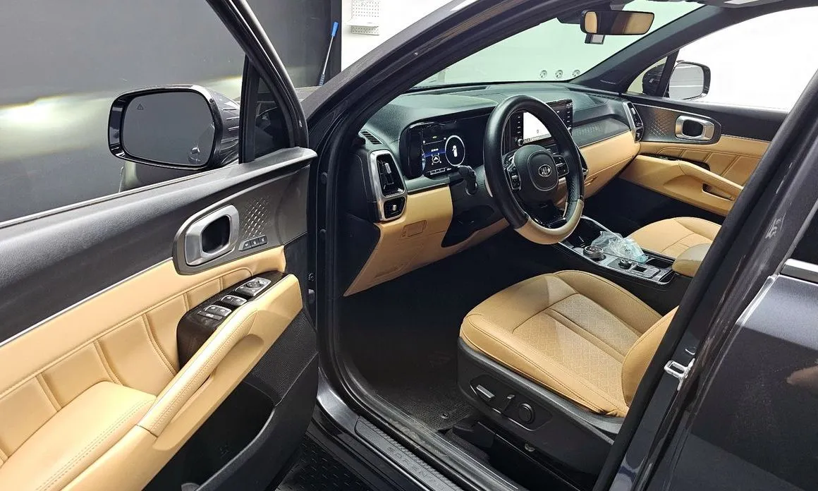 Kia Sorento — фото 7