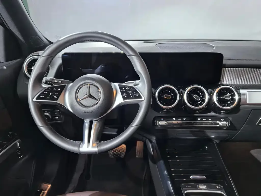 Mercedes-Benz GLB 2024 из CN, фото 2