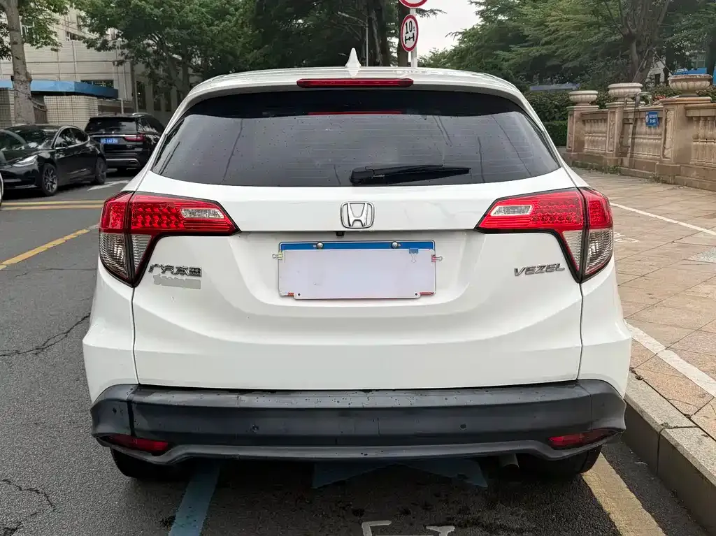 Honda Vezel 2021 из CN, фото 2