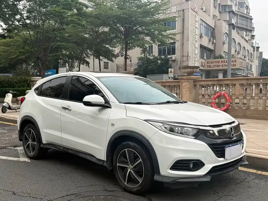 Honda Vezel 2021 из CN, фото 4